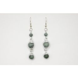 Zöld achát fülbevaló, ezüst színű alumínium huzallal