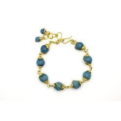   Kék achát ásvány karkötő, arany színű alumínium huzallal